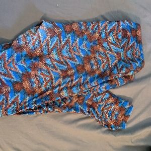 Tall & curvy Lularoe